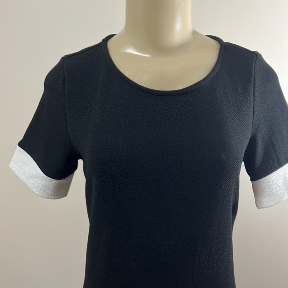 Color block dress - Picture 3 of 3